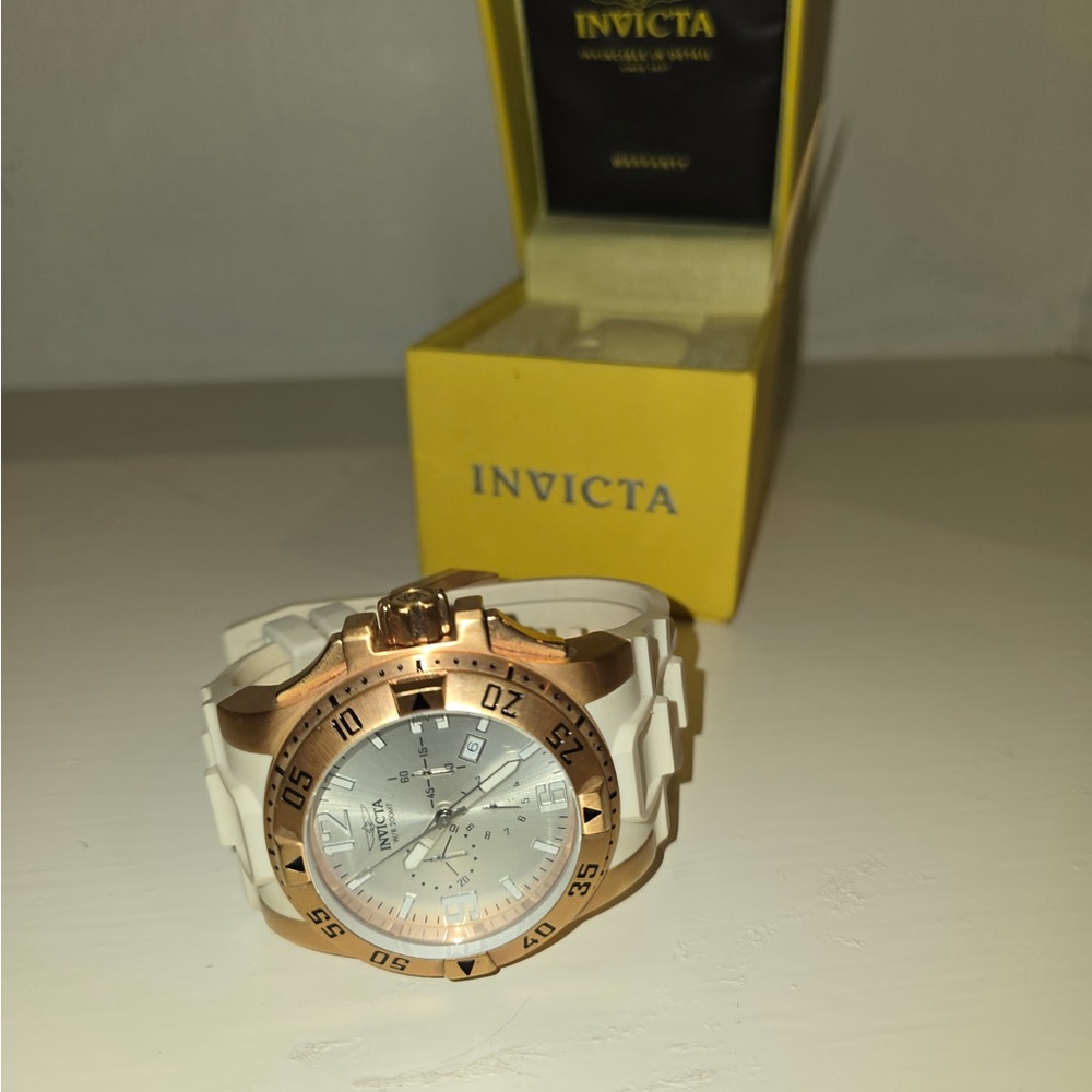 Invicta White and Gold Chronograph Wristwatch